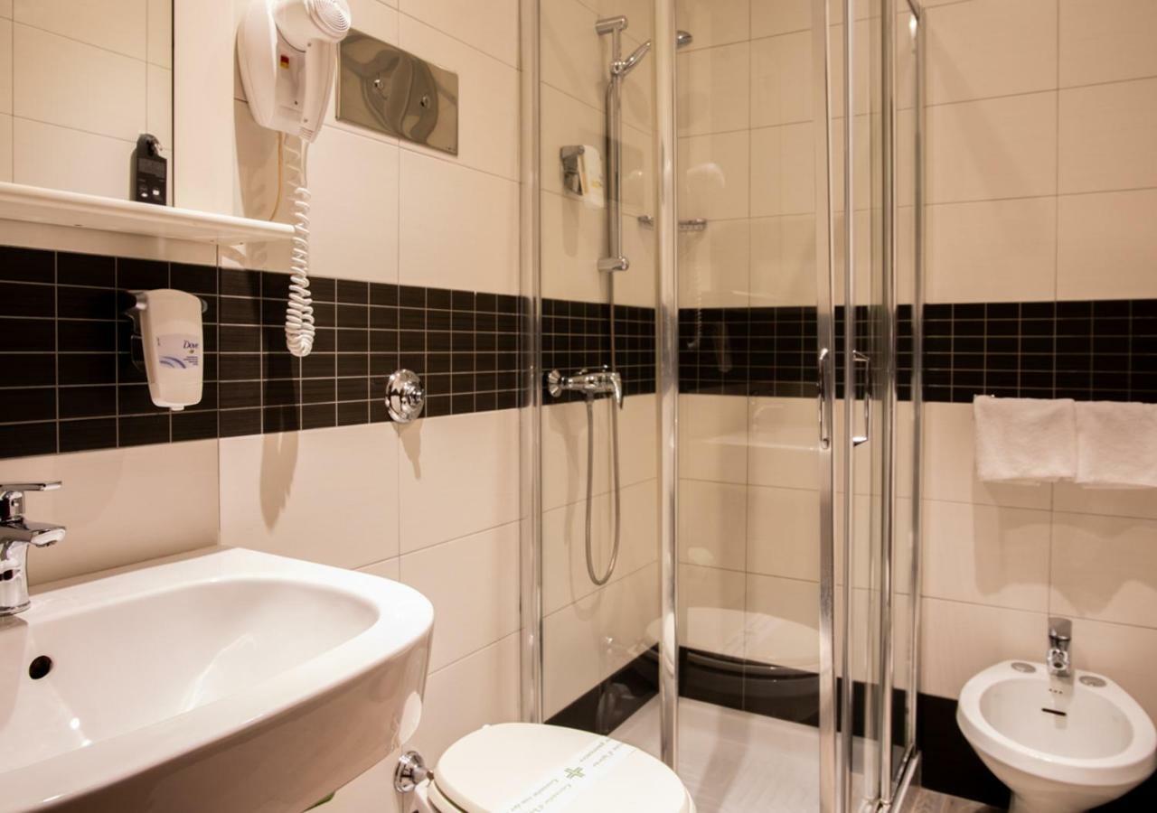 Astoria Living Apartments Bolonya Dış mekan fotoğraf