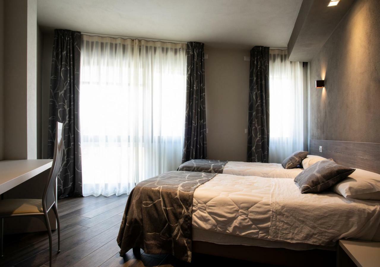 Astoria Living Apartments Bolonya Dış mekan fotoğraf