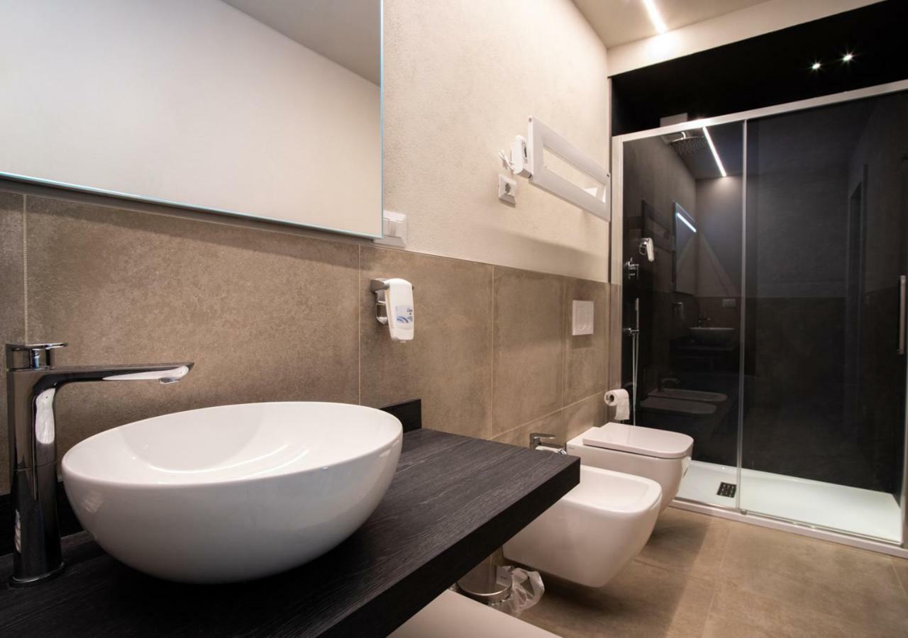 Astoria Living Apartments Bolonya Dış mekan fotoğraf